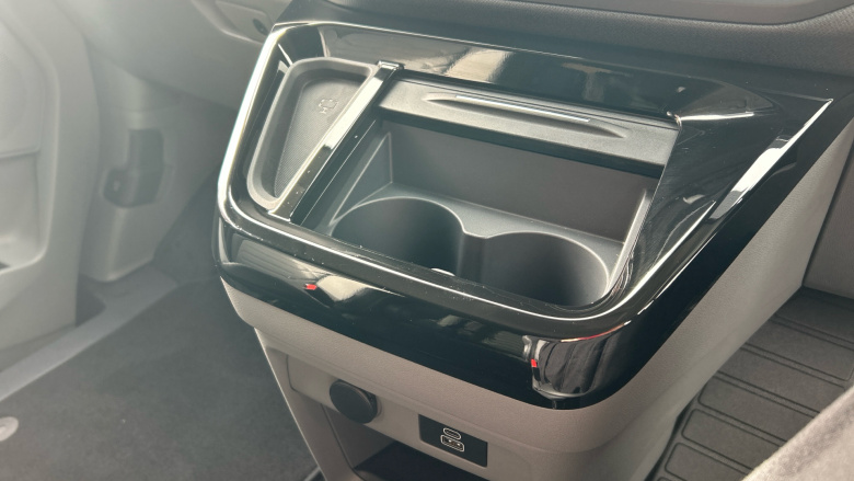 Ford Tourneo Custom 340 L1 Electric Rwd 160kW 65kWh H1 Titanium X 8 seater Auto